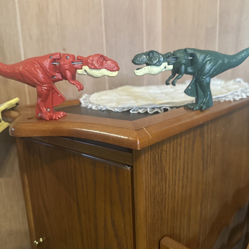 Dino Wacky Chomp! Toys, Fighting T-Rex Green And Red